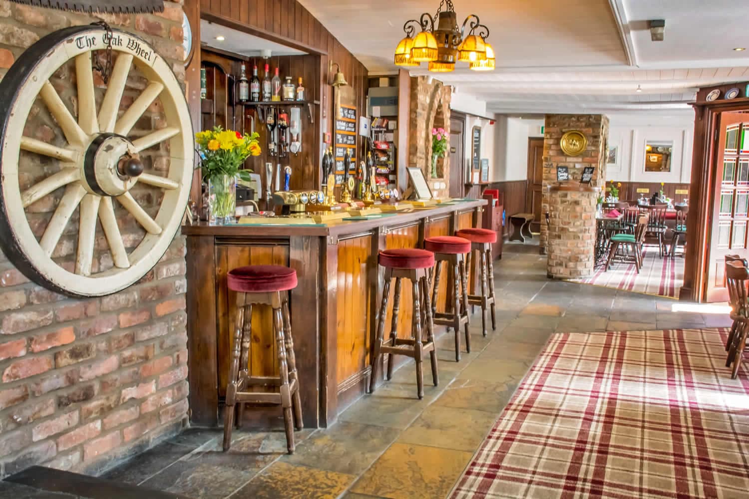 Pub The Oak Wheel Inn in burniston