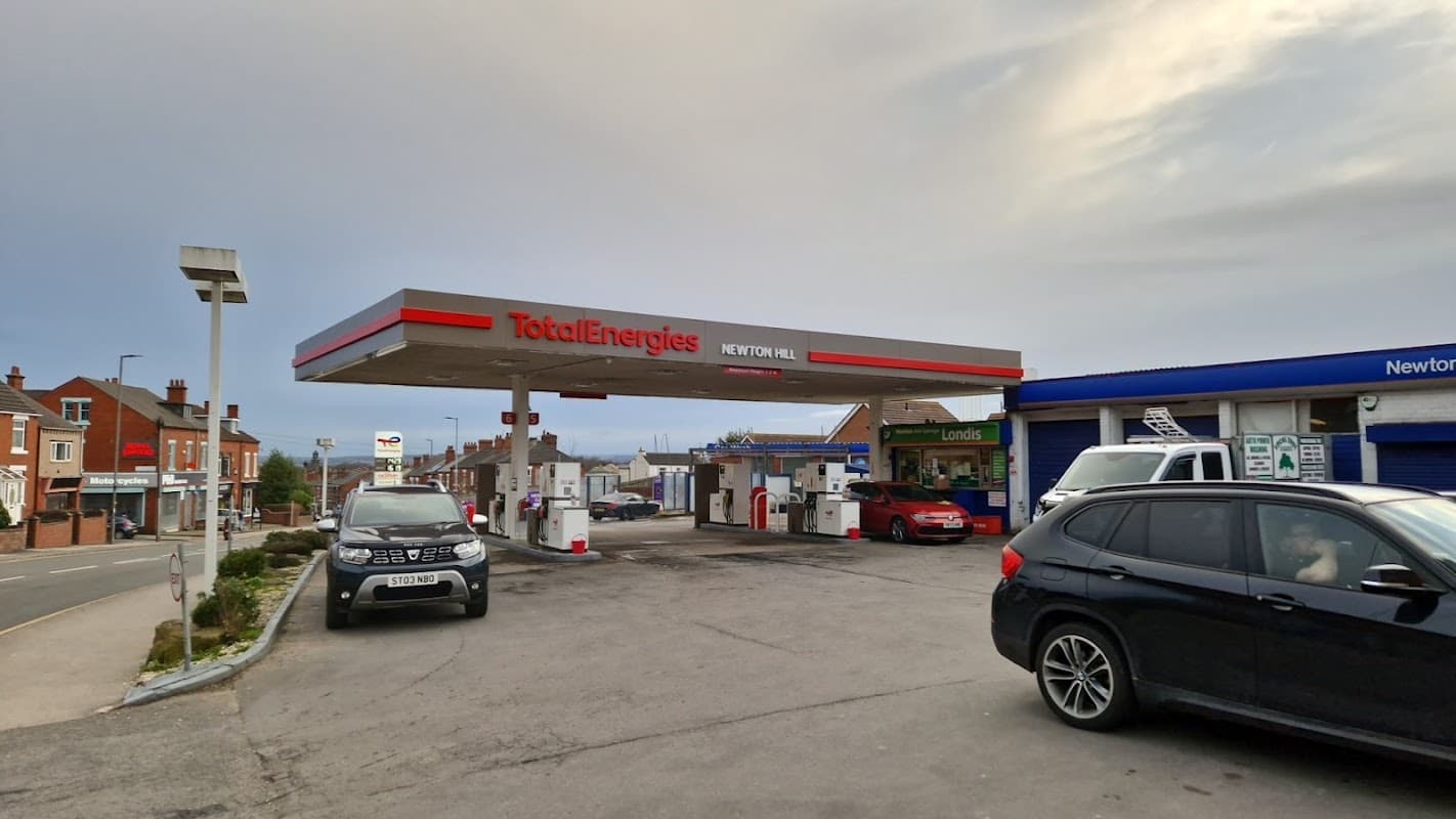 Total Energies Newton Hill Garage - Petrol Stations in wakefield
