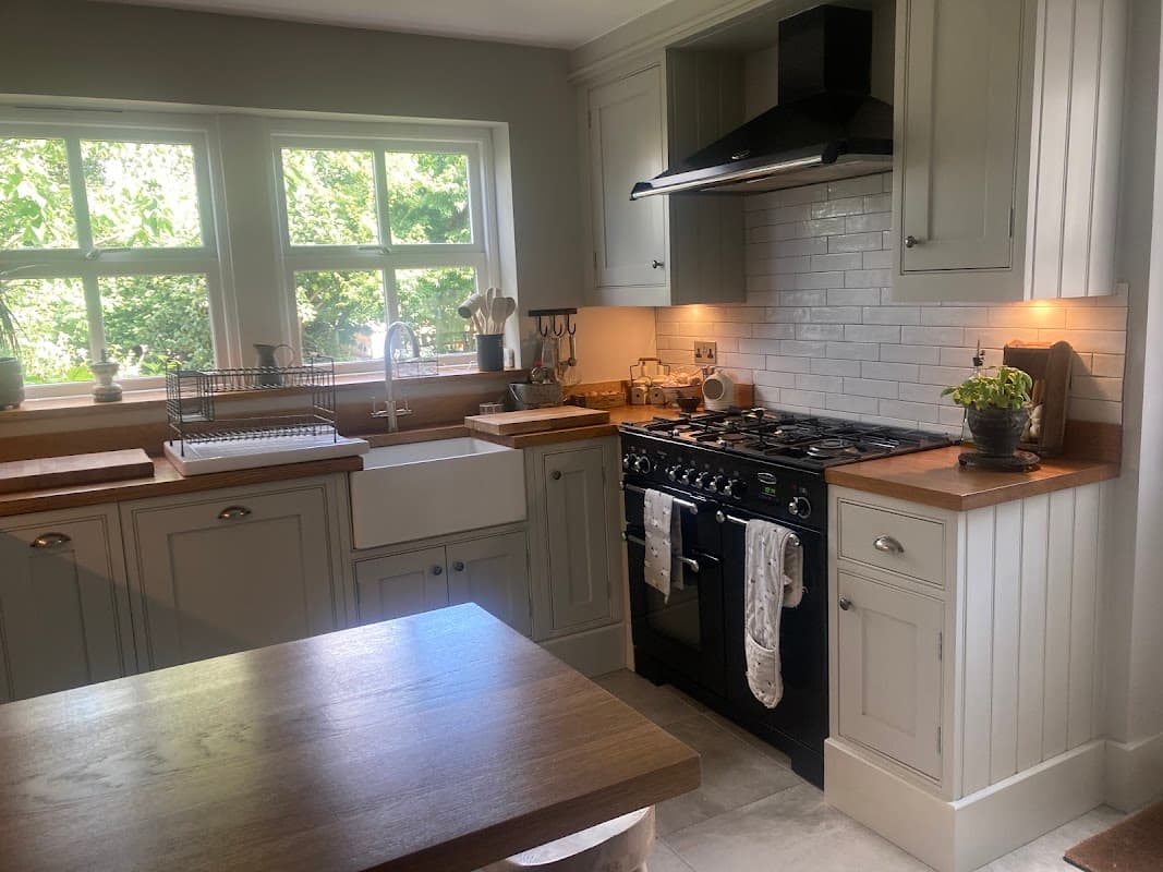 The Spray Polishing Company - Painters & Decorators in wibsey