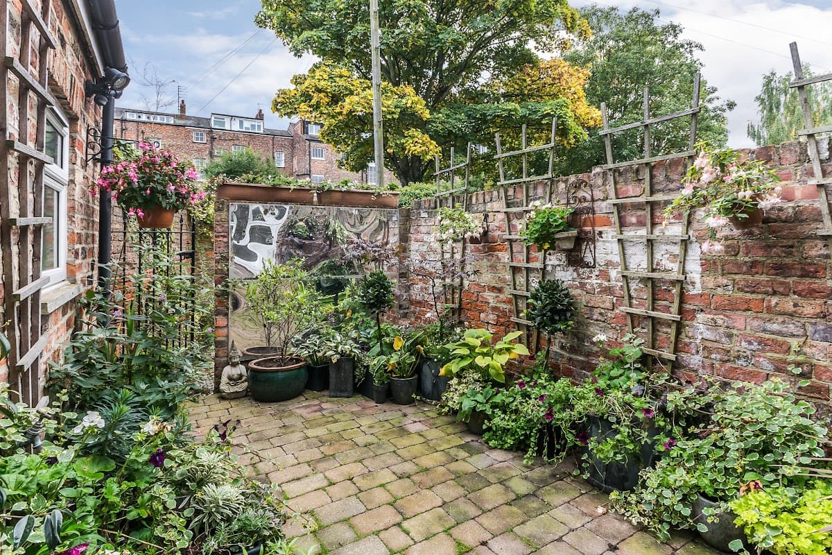 Accommodation at St. Raphael Guest House in york