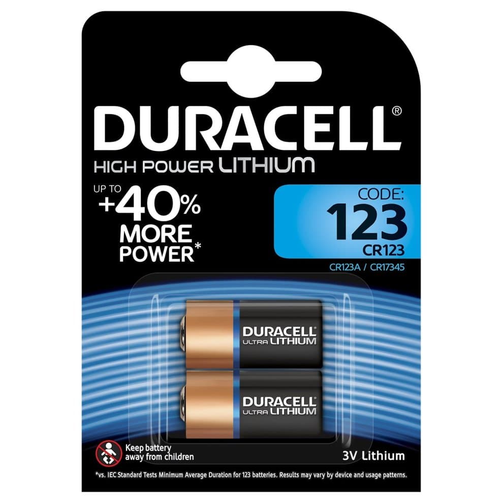 Duracell Ultra M3 Lithium pack containing two single-use batteries, featuring a black and blue packaging with gold and silver accents, labeled with "High Power Lithium" and "123 CR123" codes.