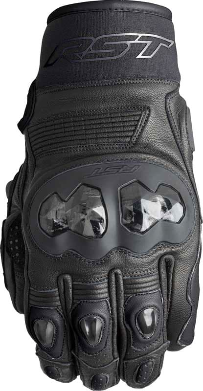 Black RST Freestyle 3 D3O gloves in size 7, featuring a sleek design, reinforced knuckles, and padded palm for enhanced protection and comfort.