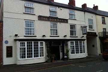 Accommodation at Bowmans Hotel in howden
