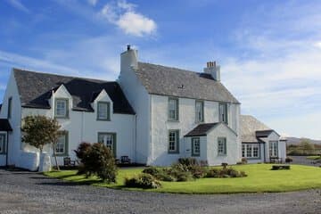 Accommodation at Glenegedale House in islay airport