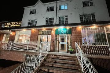 Accommodation at White Rose Hotel and Restaurant in chapel allerton