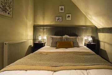 Accommodation at Kings Arms Hotel in london stansted airport