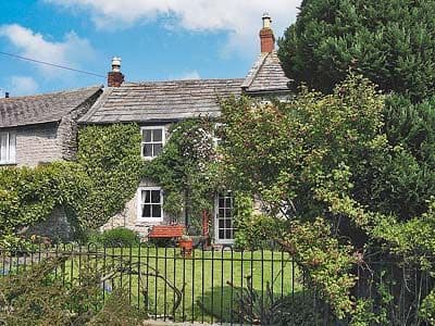 Accommodation at Holly Cottage in runswick
