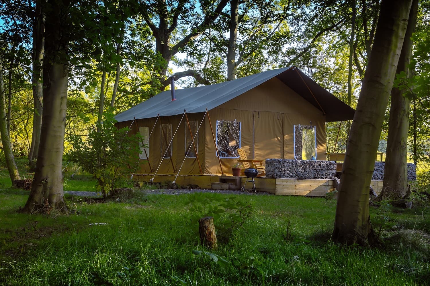 A Place In The Pines - Glamping in thimbleby north yorkshire
