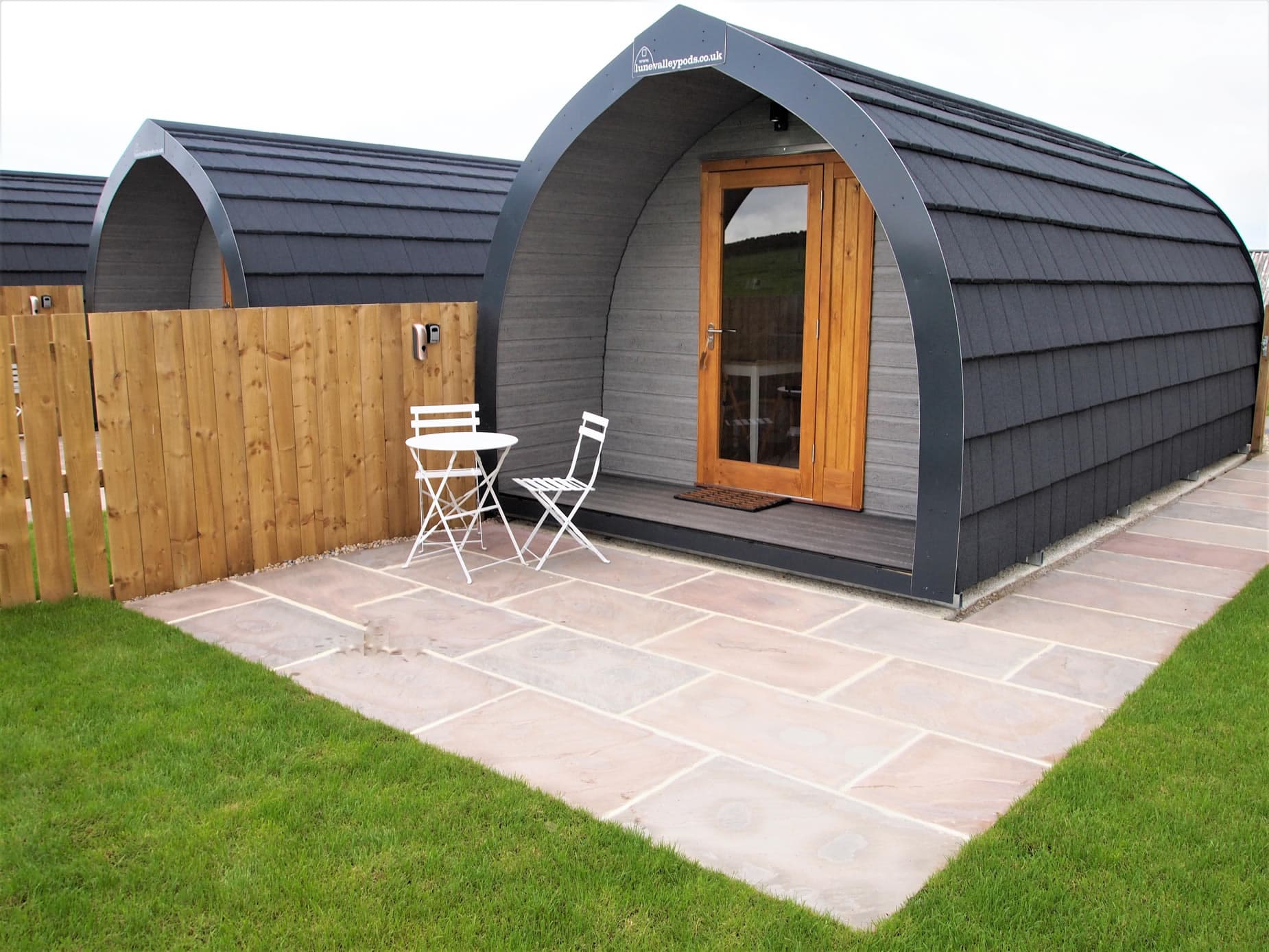 Buckstone Luxury Camping Pods - Glamping in cowling