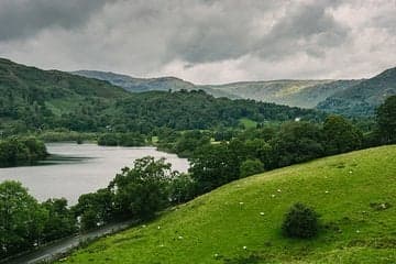 Private Tour: Lake District from Leeds in 16 Seater Minibus - Tour in leeds
