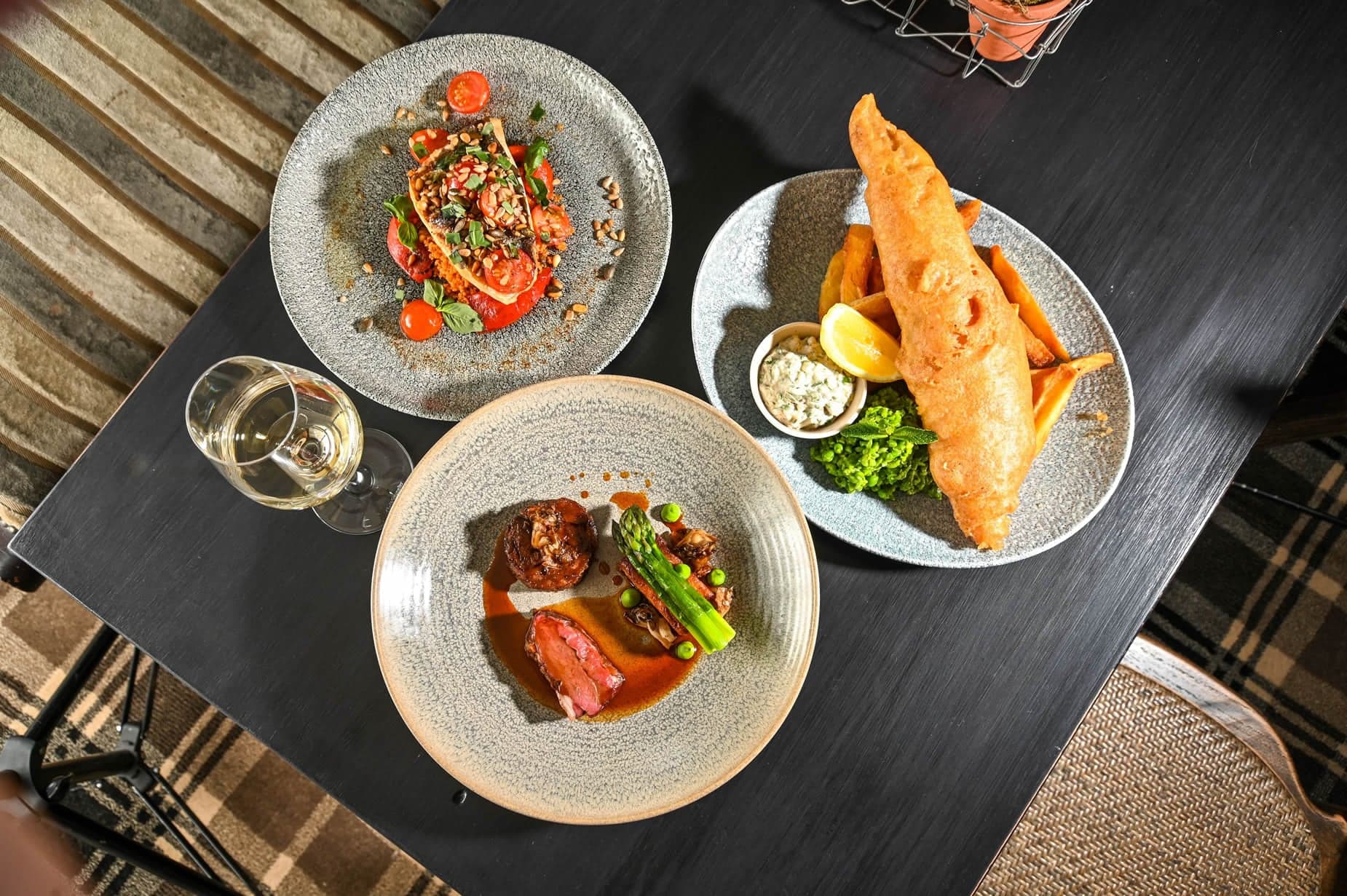 Food & Drink @ The Woodman Inn