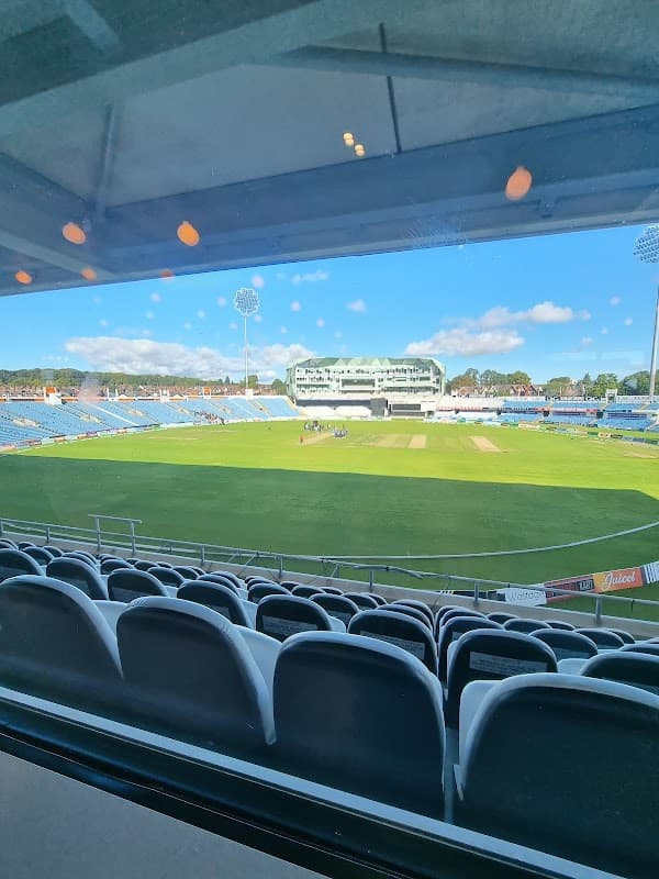 Bus Stop at Headingley Stadium - Bus Stops in headingley