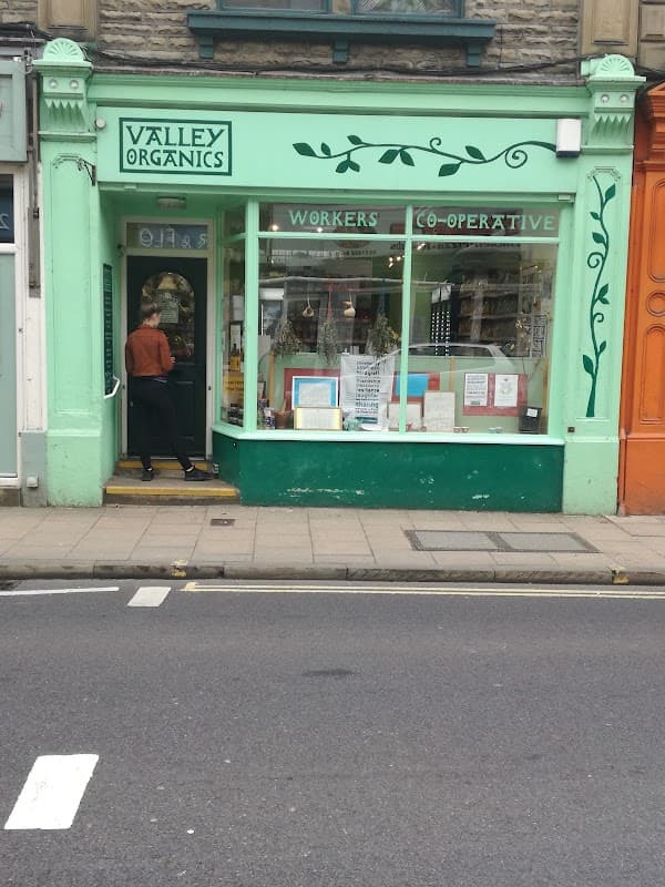 New Road (stop HB6) - Bus Stations in hebden bridge