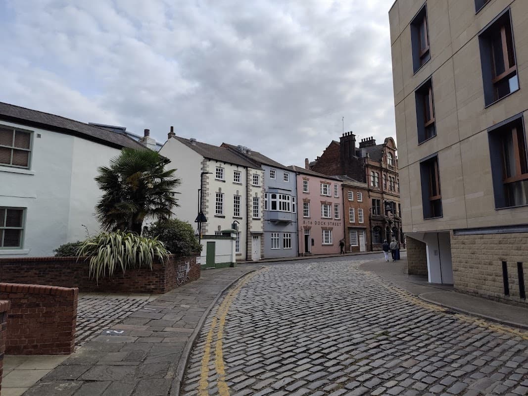 Godloves Solicitors - Solicitors in hunslet