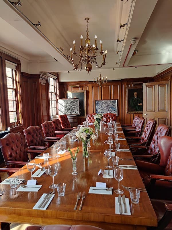 The Tetley - A Kirkstall Brewery Pub - Brewery in hunslet