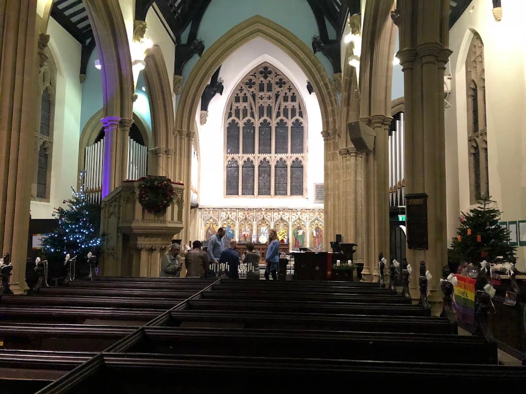 Mill Hill Chapel - Churches in leeds