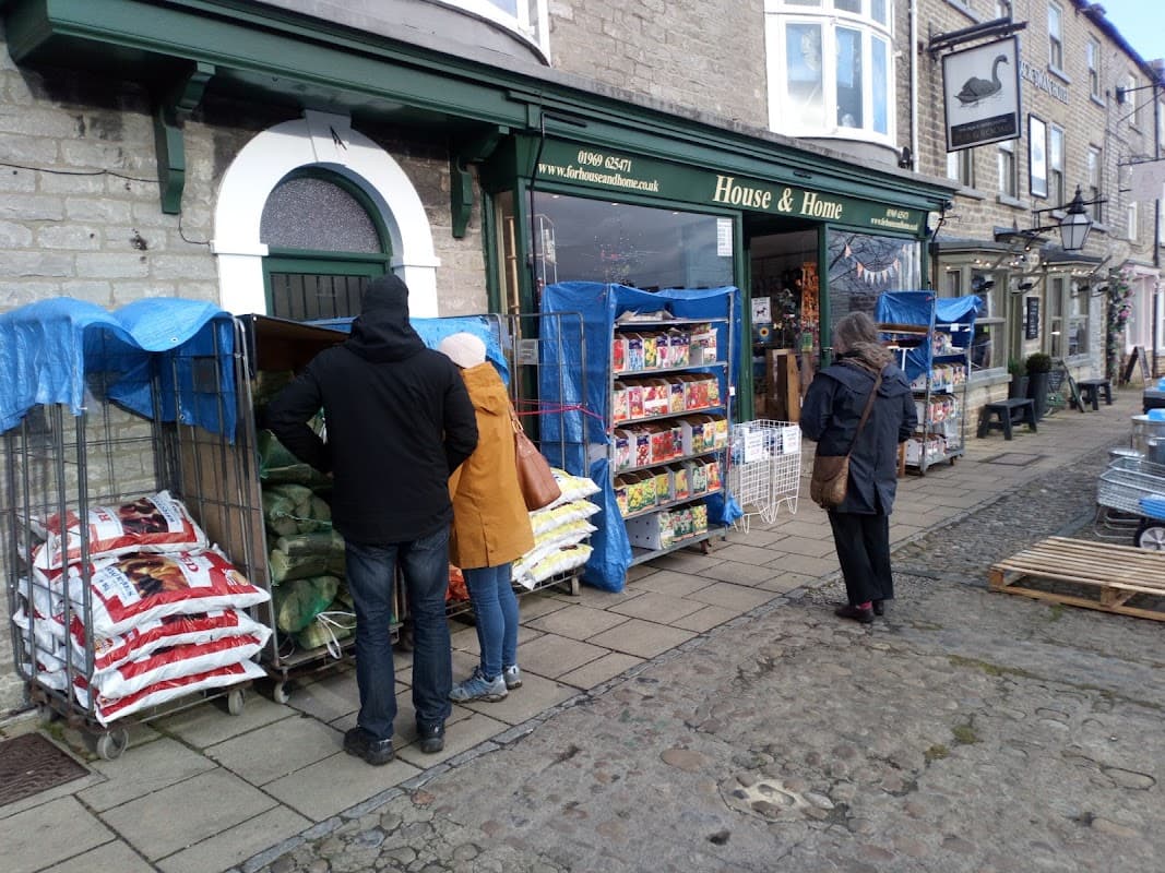 House and Home (Bolton House) - Ironmongers in leyburn