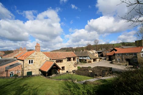 Mouseman Visitor Centre - Museum in kilburn north yorkshire