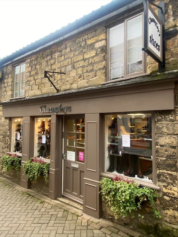 Champleys Shoes - Shoe Shops in pickering