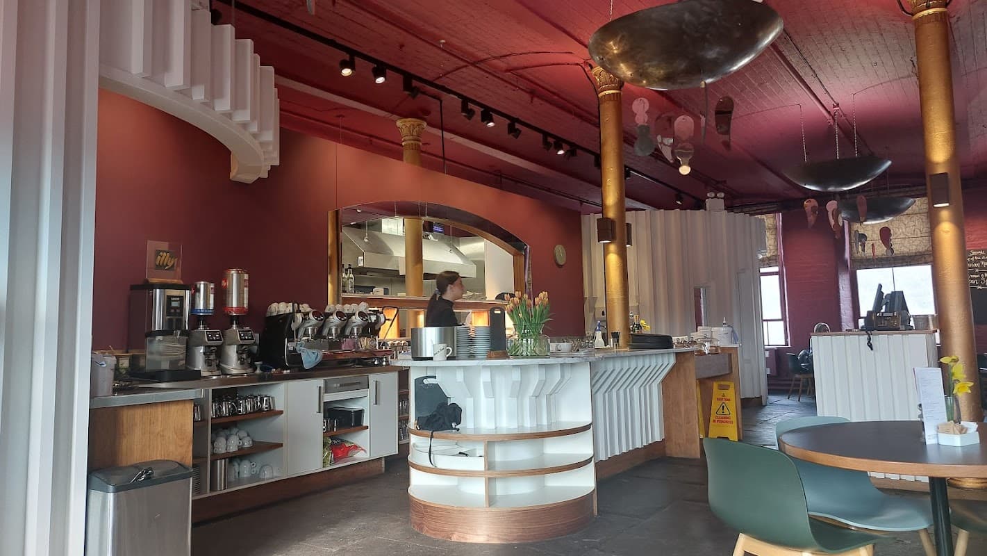 Cafe Cafe in to the Opera in saltaire