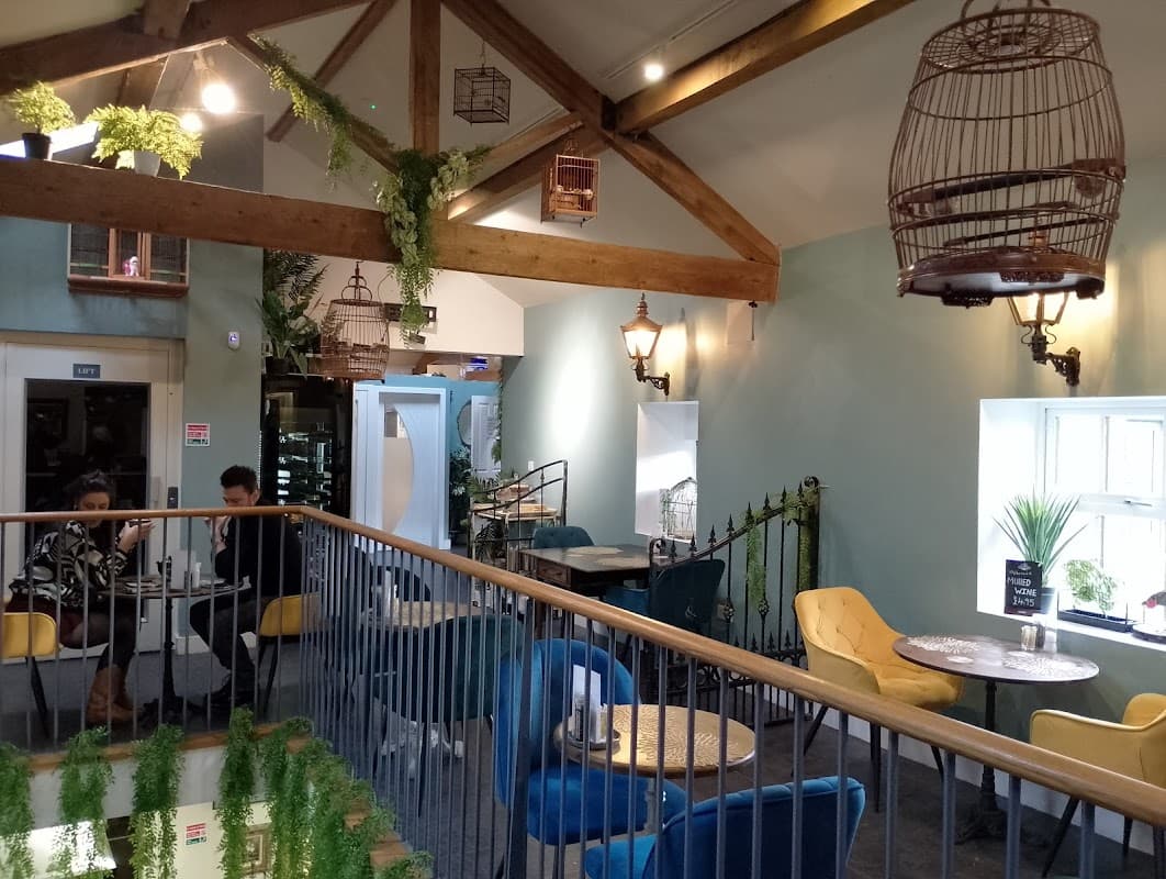 Cafe Lords Courtyard in settle