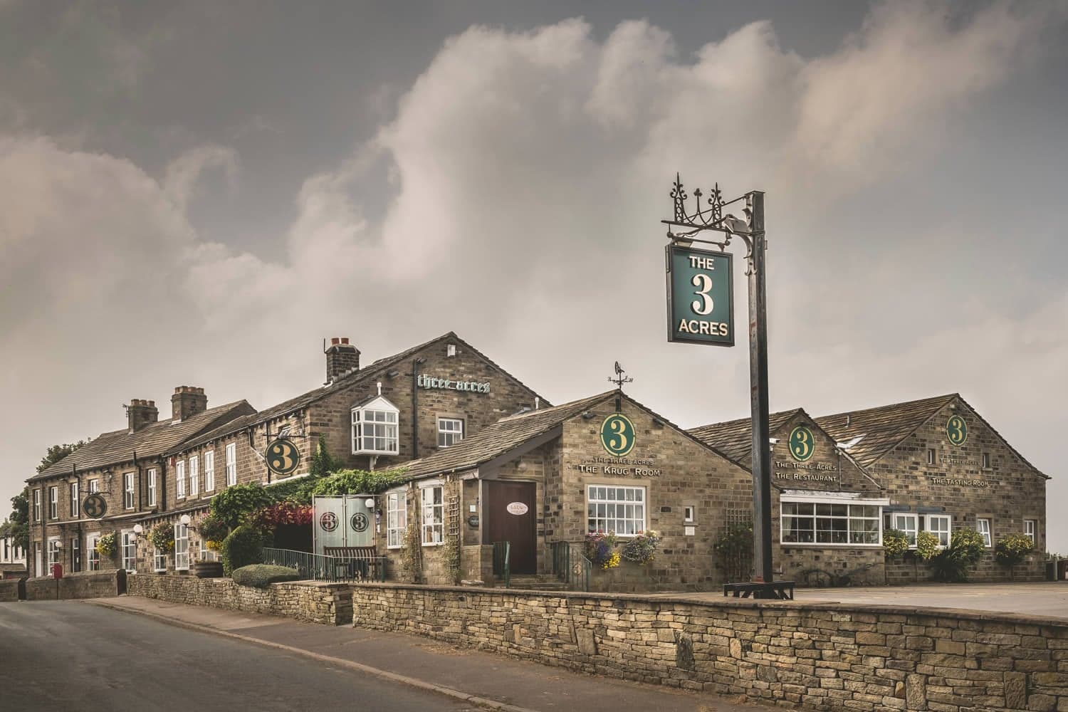 Accommodation at Three Acres Inn and Restaurant in kirkburton