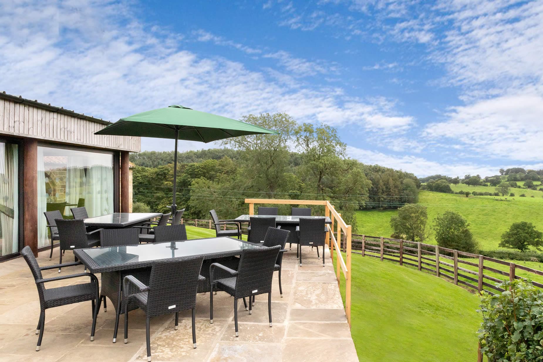 West Acre Lodge - Lodge in boltby