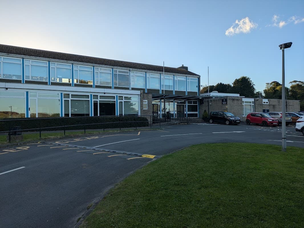 Whitby School - Primary Schools in whitby