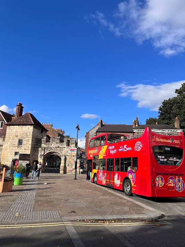 Bus Stop at Exhibition Square (Stop ED) - Bus Stops in york